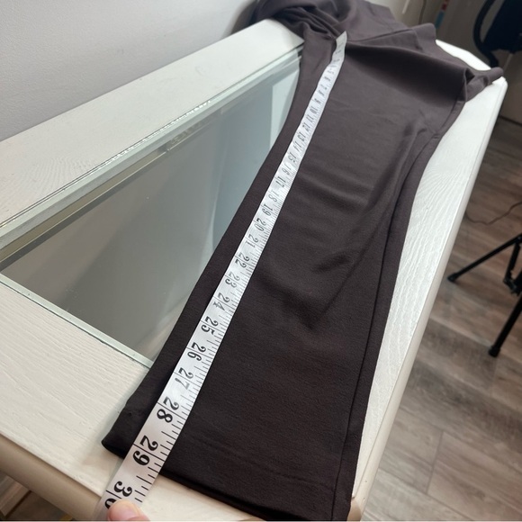 Michael Kors Women’s Size XS Brown Straight Leg Pants Pull On Dress Pants - Picture 8 of 11